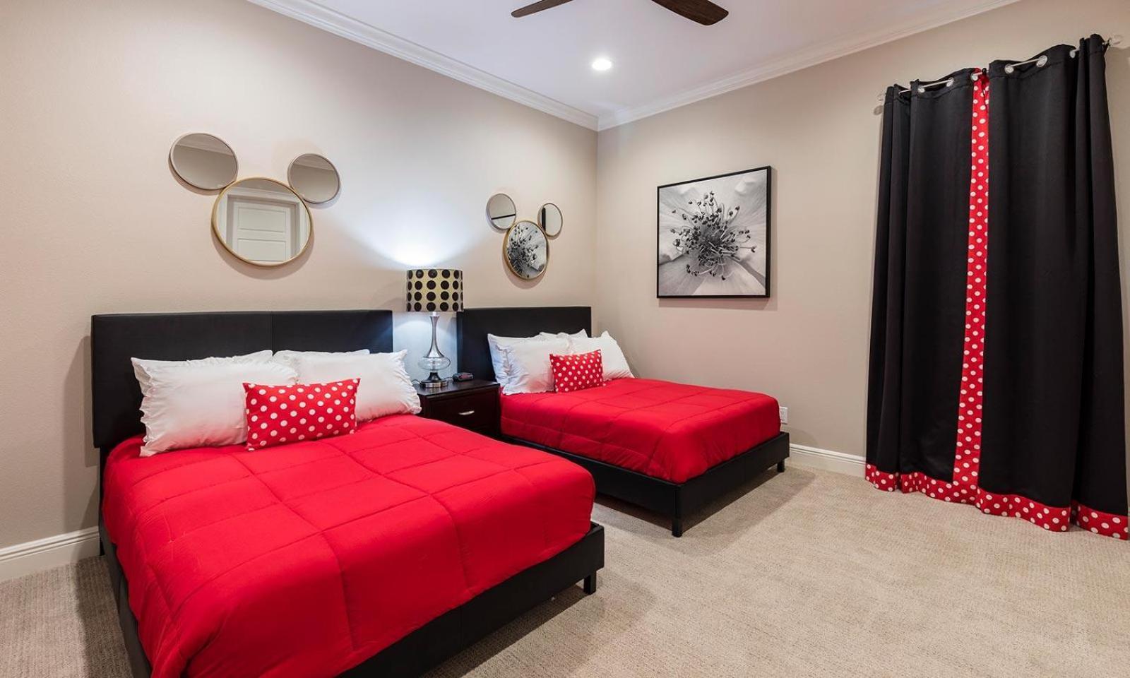 Upscale 8 Bdrm Villa With Home Theater At Reunion คิสซิมมี ภายนอก รูปภาพ