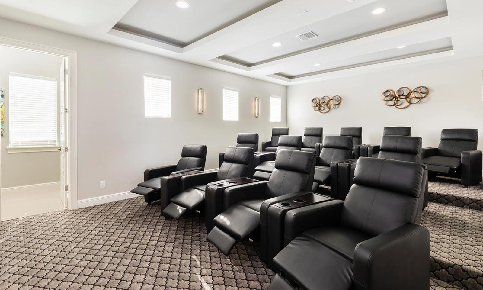Upscale 8 Bdrm Villa With Home Theater At Reunion คิสซิมมี ภายนอก รูปภาพ